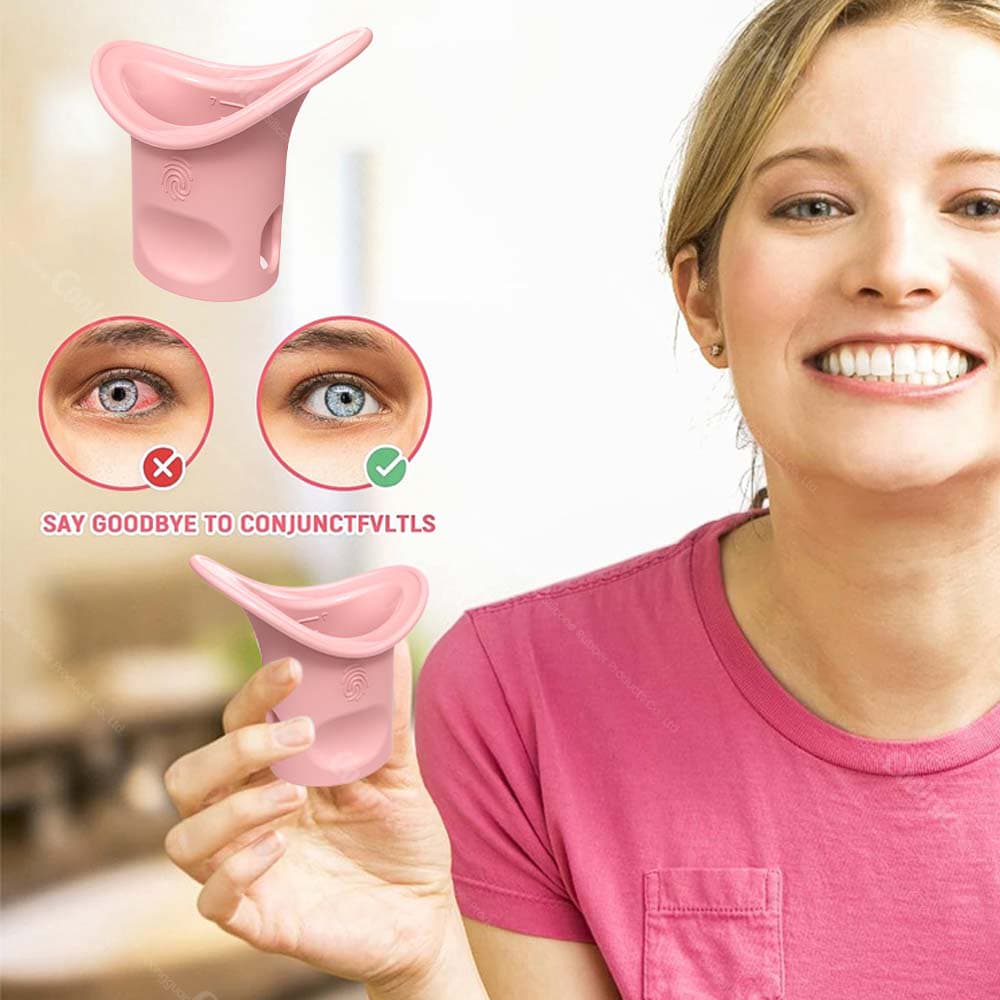 Silicone eye wash device with soothing effect