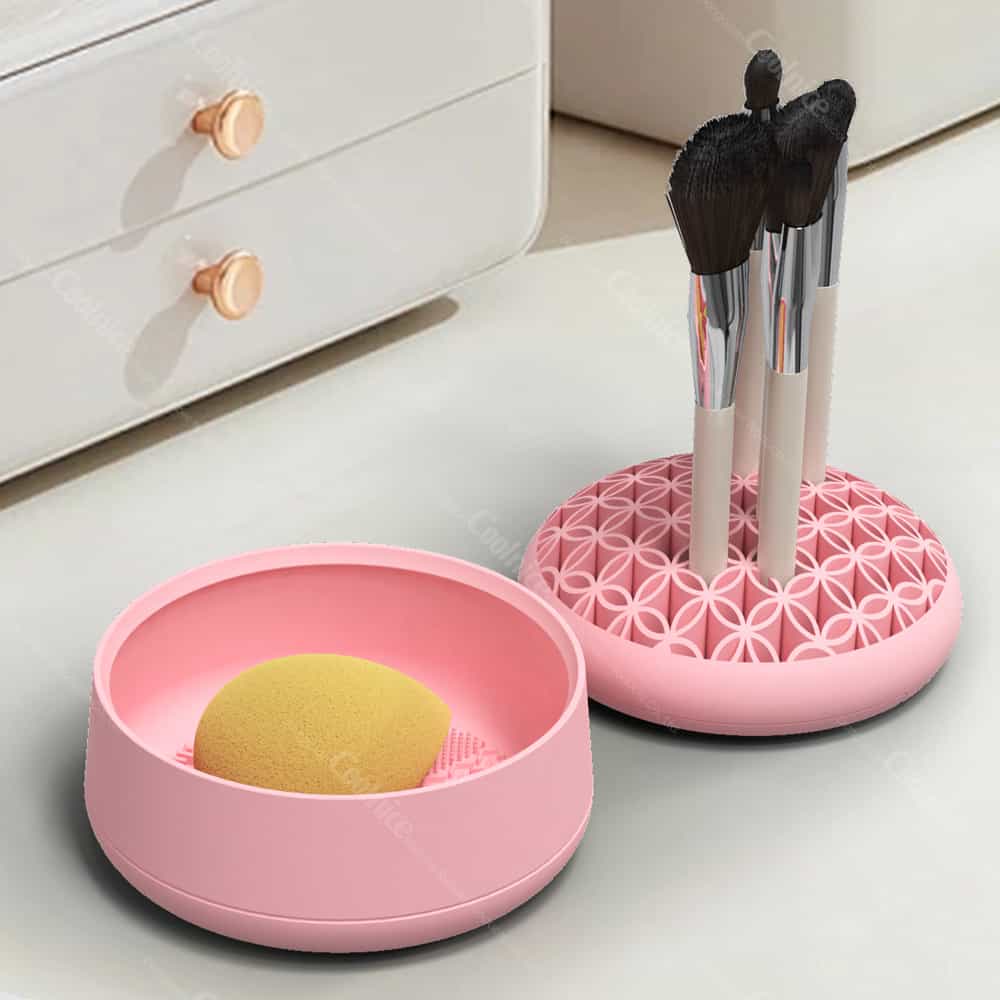 Silicone sponge cleaner bowl with cleanser applied