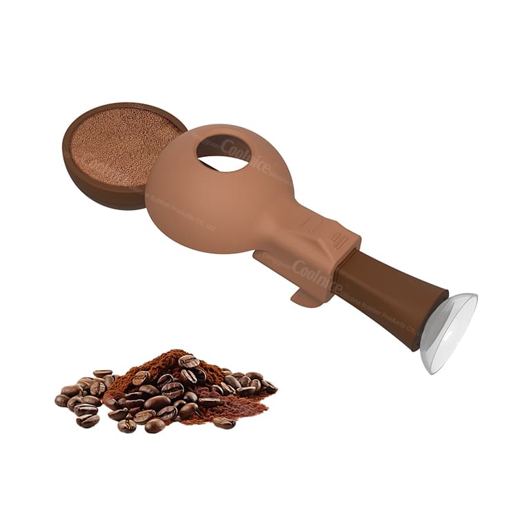 Coffee measuring spoon with suction base and scraper lid design