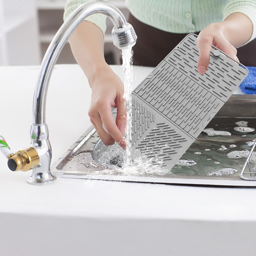 Product structure of foldable silicone drying mat