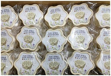 Labeled custom silicone holders for private label OEM production